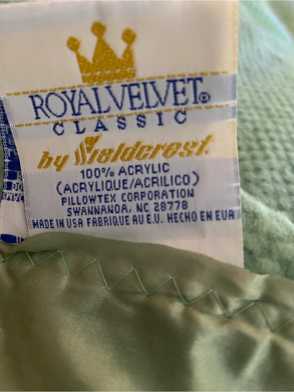 Vintage Fieldcrest Royal Velvet Full Double Blanket Sage Green Satin Trim